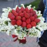 Букет «Клубничная полянка» - 4 580 руб.